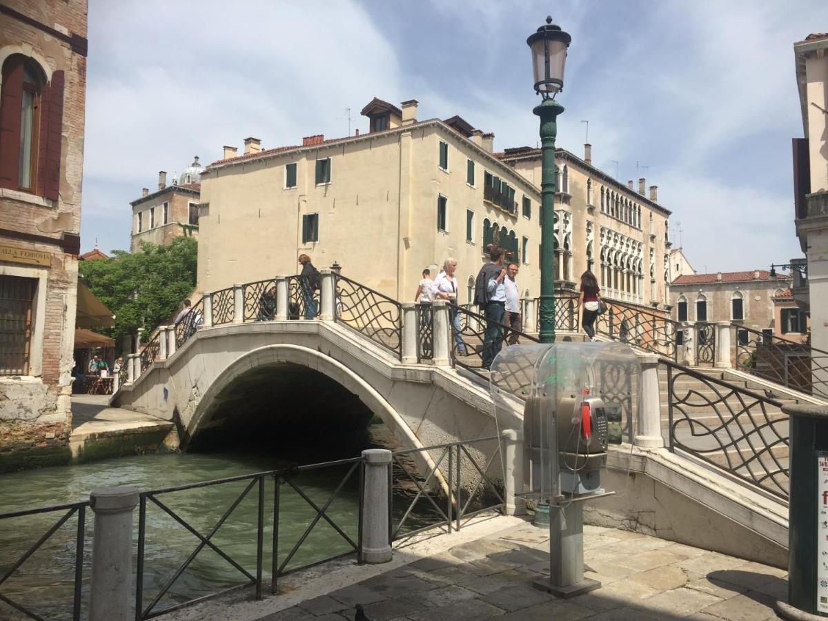 Mori 1 Con Bella Vista Nuovo Appartamento Benátky Exteriér fotografie