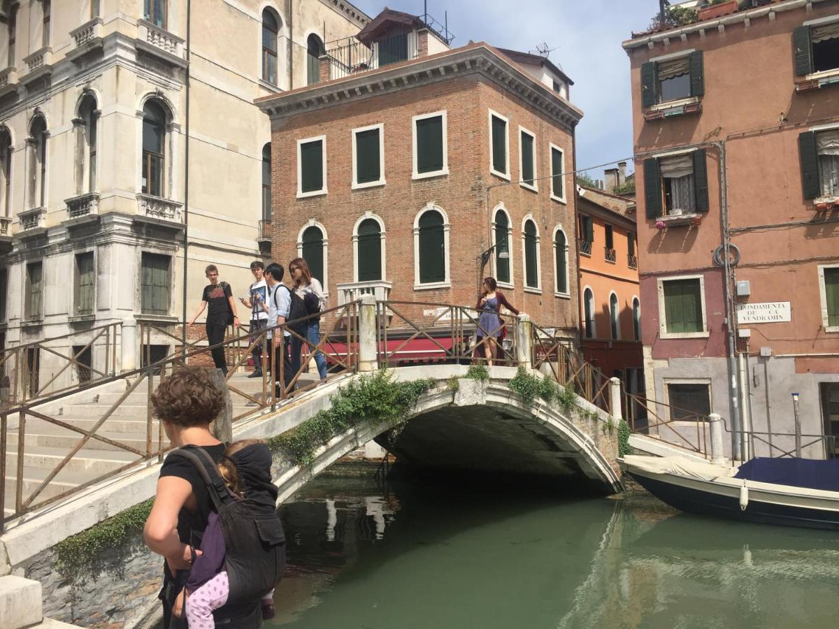 Mori 1 Con Bella Vista Nuovo Appartamento Benátky Exteriér fotografie