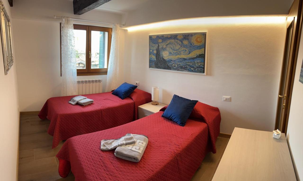 Mori 1 Con Bella Vista Nuovo Appartamento Benátky Exteriér fotografie